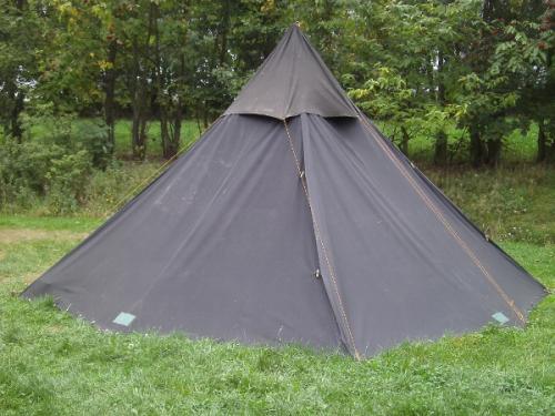 sosteht die fertige Kohte