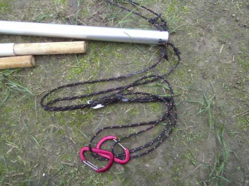 als Kohtenspinne dienen leichte Zeltschnüre